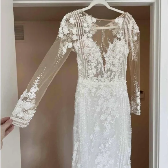 Pronovias Pickford Wedding Dress - Picture 4 of 8